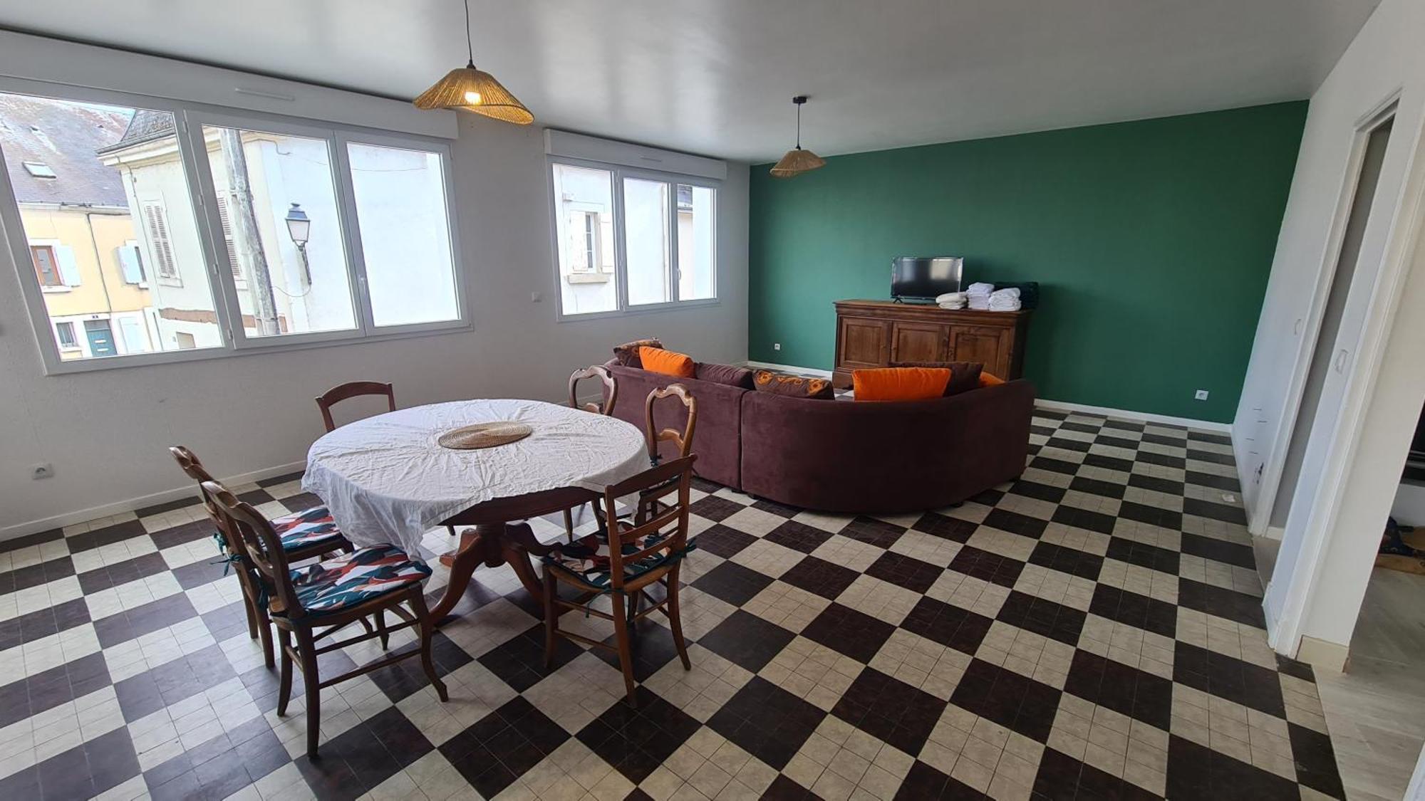 Chez Delphine Aparthotel Vatan Luaran gambar