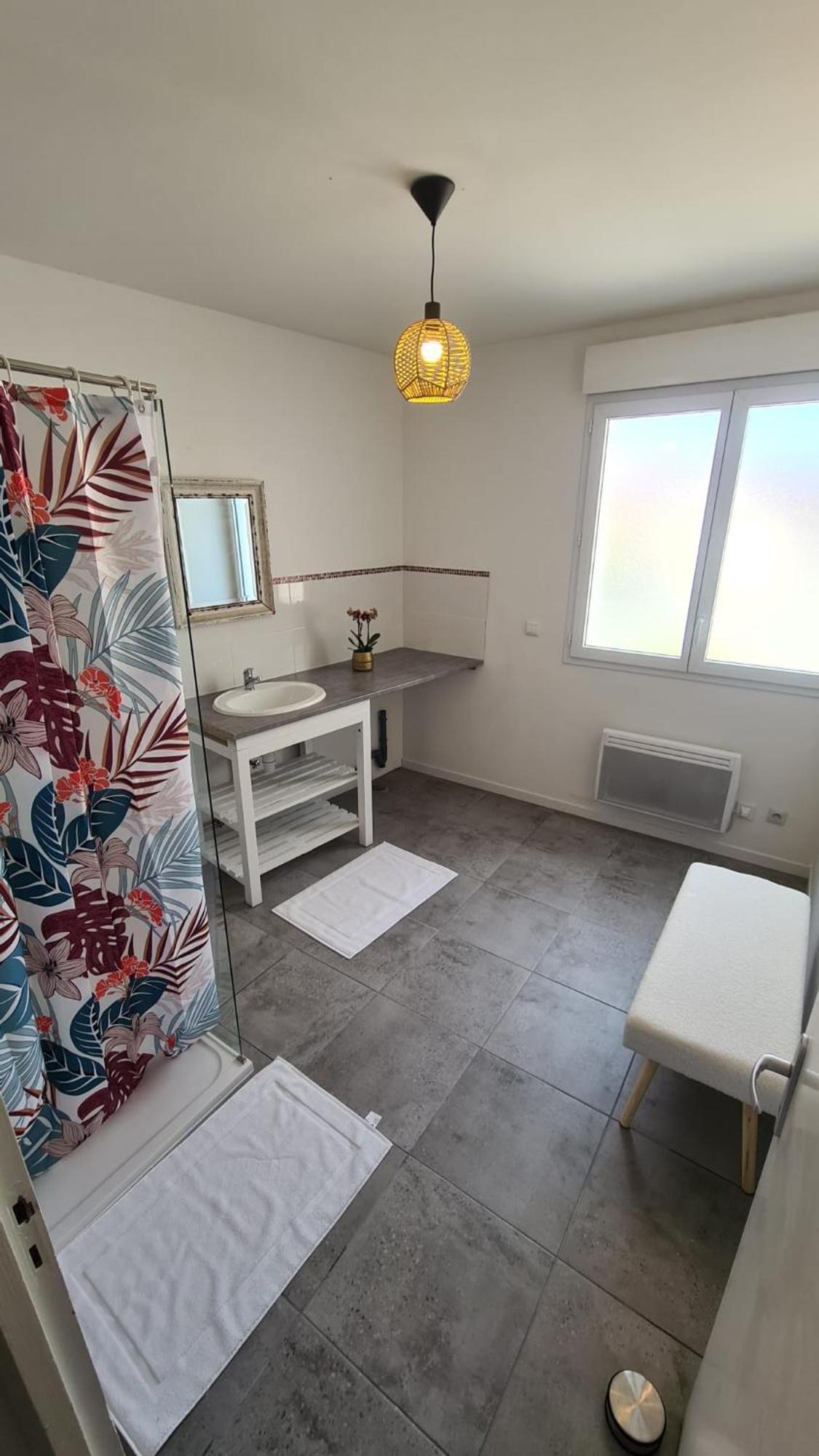 Chez Delphine Aparthotel Vatan Luaran gambar